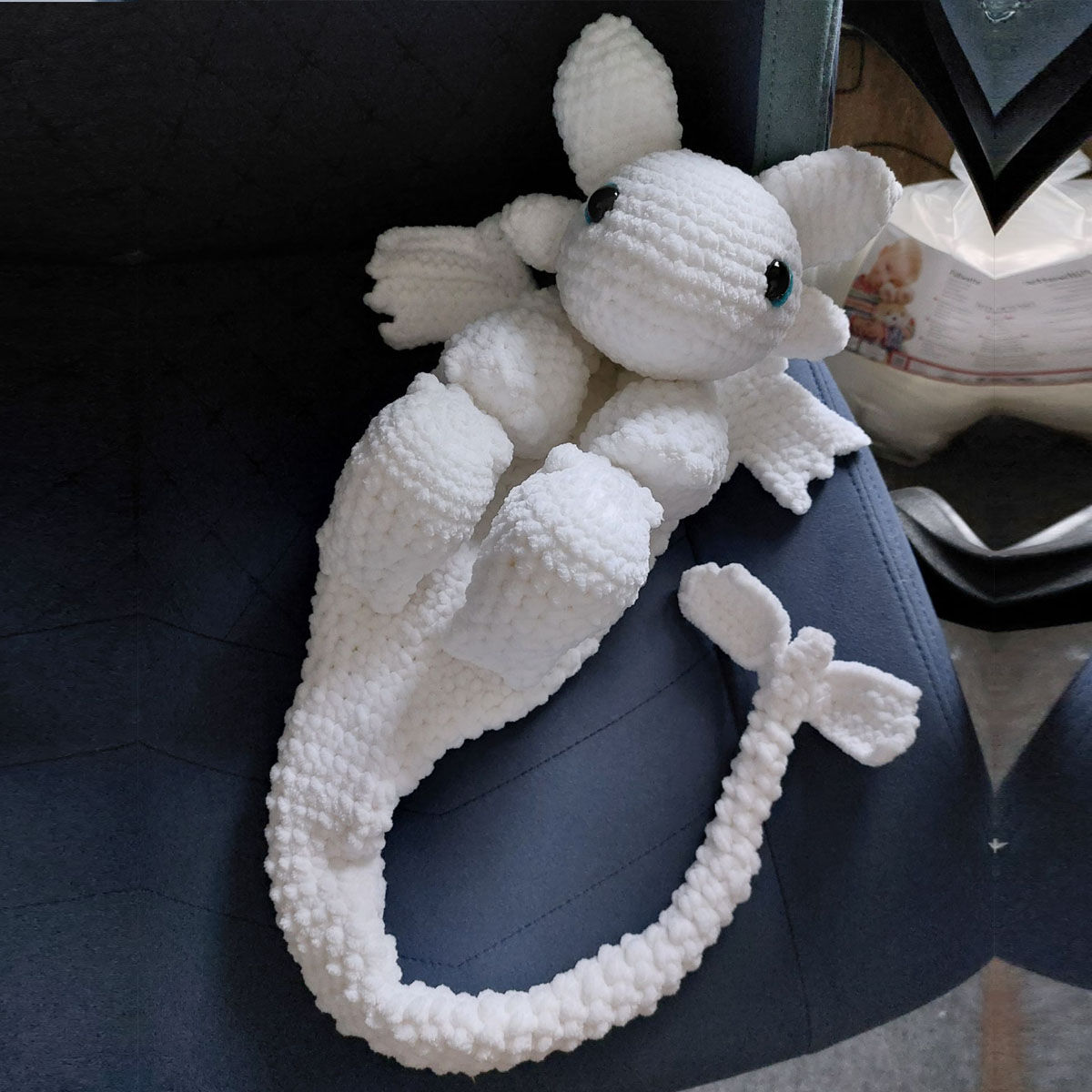 Stofftier Weißer Drache